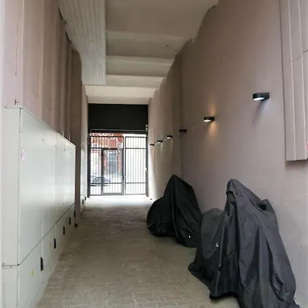 Lovely 1-bedroom شقة
